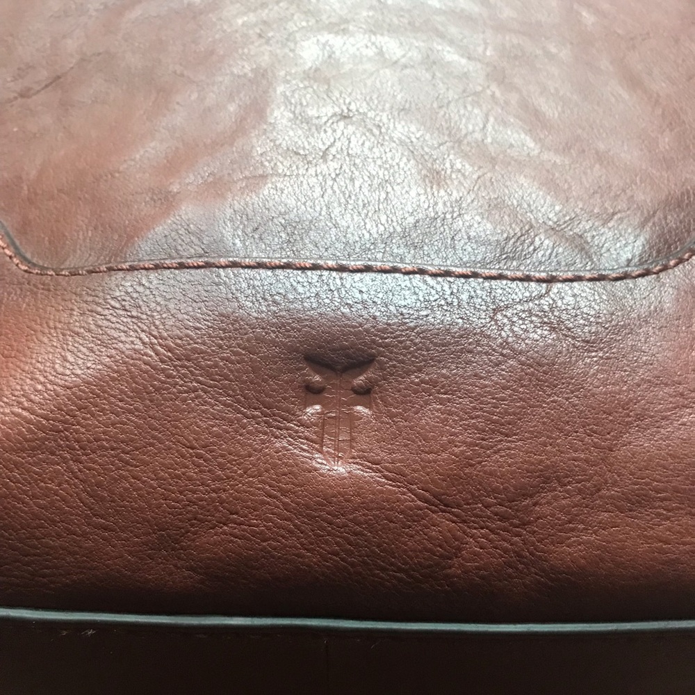 NWT Frye Leather Bag. Gorgeous! $348 Retail - Picture 4 of 8